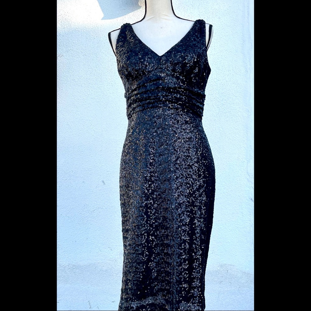 Eliza J Sequin V-Neck Cocktail Dress.